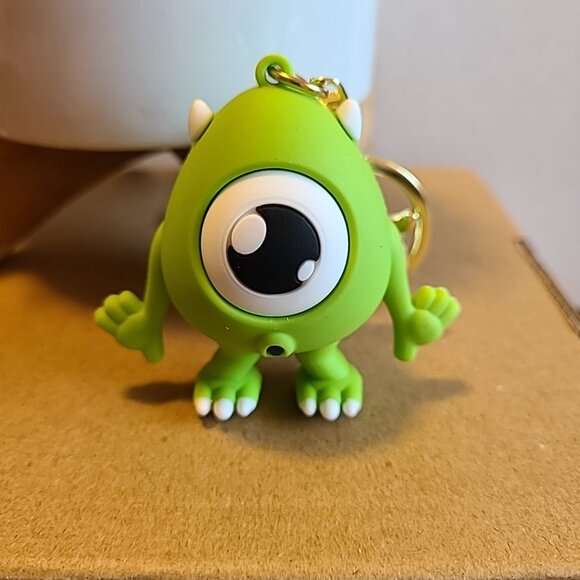 Unbranded Cartoon‎ Character Keychain Unisex Multi-Color NWOT Collectible Auto - Picture 5 of 5